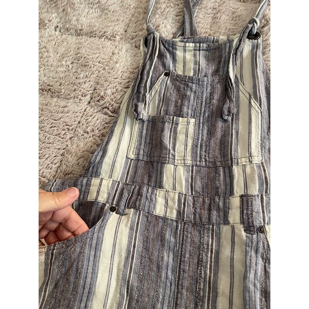 Free People Women's Striped‎ Denim Short Overalls Size 6 BOHO BEACH preowned - Picture 9 of 16